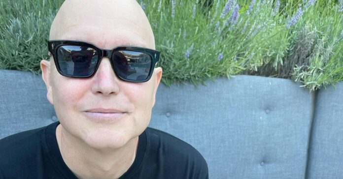 Blink-182's Mark Hoppus reveals he 'thought he was going to die' amid cancer battle: 'Crushed me for months on end'