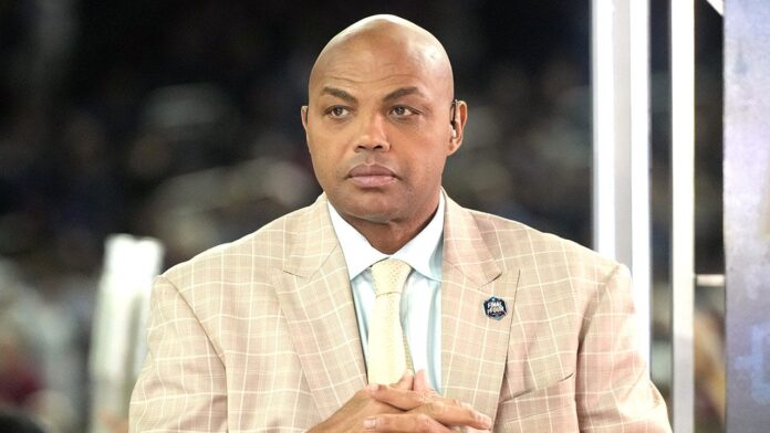 Charles Barkley sounds alarm amid fallout over Bill Belichick's romance