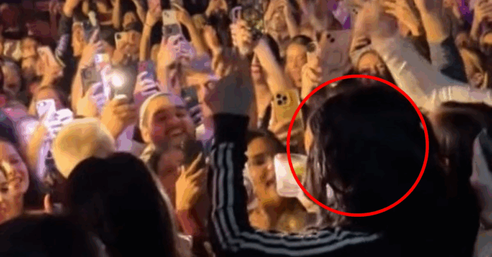 Lorde surprises fans as she crashes event in her honour at Sydney nightclub Mary's Underground