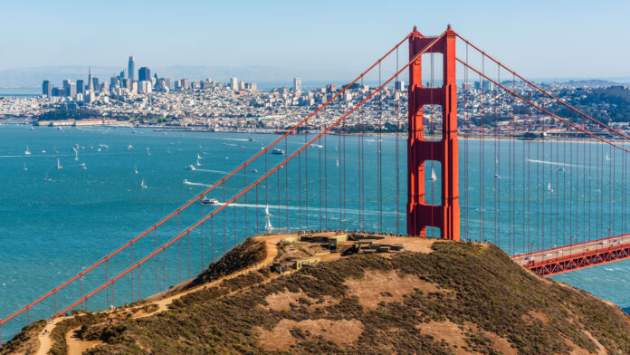 The U.S. now has a third of the world's millionaires and billionaires