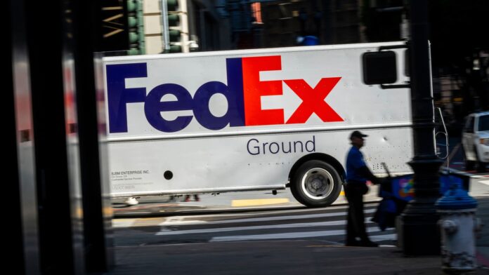 FedEx (FDX) Q4 2025 earnings