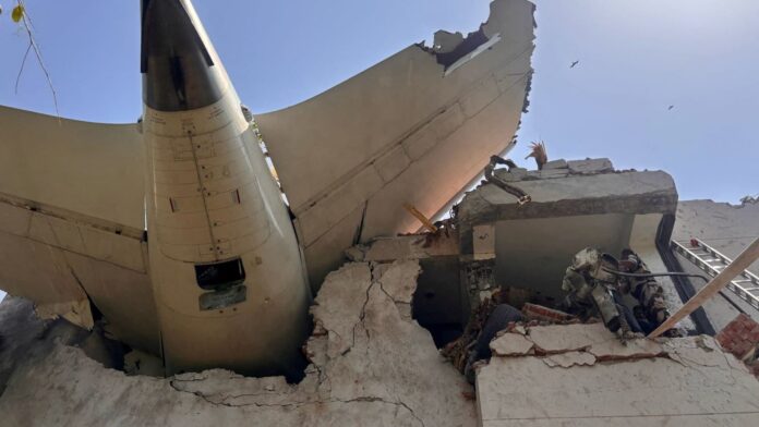 Boeing Dreamliner with 242 aboard crashes after takeoff in India
